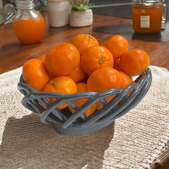 Vintage Blue Lattice Oval Open Weave Bread Basket or Fruit Bowl Pottery Stamped - Picture 1 of 15